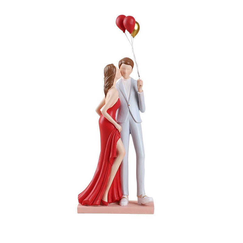 Wedding Couple Kiss Sculpture