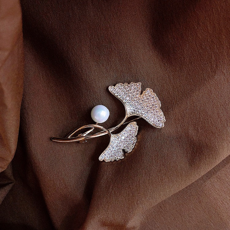 Ginkgo Leaf Pearl Brooch